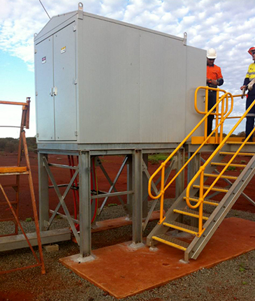 A NOJA Power GMK installed on a plinth in a WA Mine Site, providing Protection for MV Assets